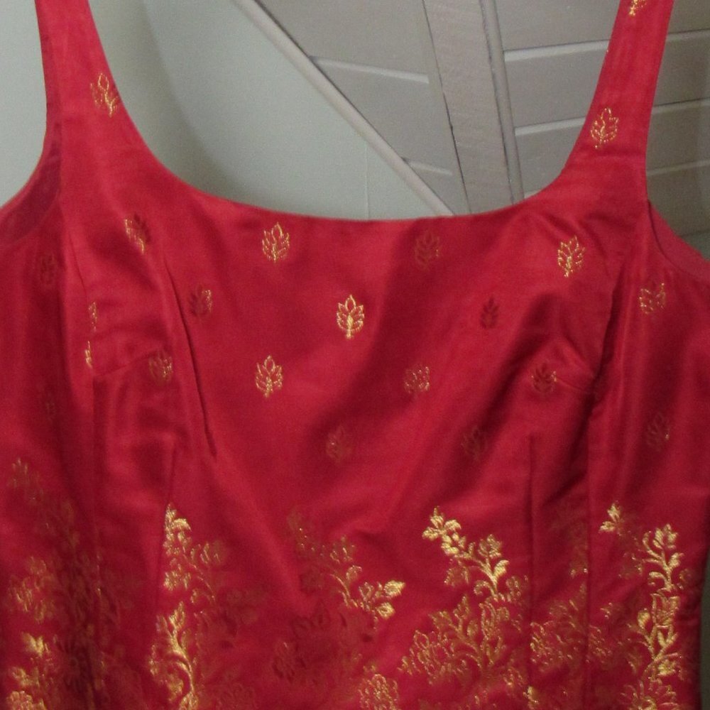 Ann Taylor Red Silk Top with Gold Embroidery Size 14 - Picture 3 of 14